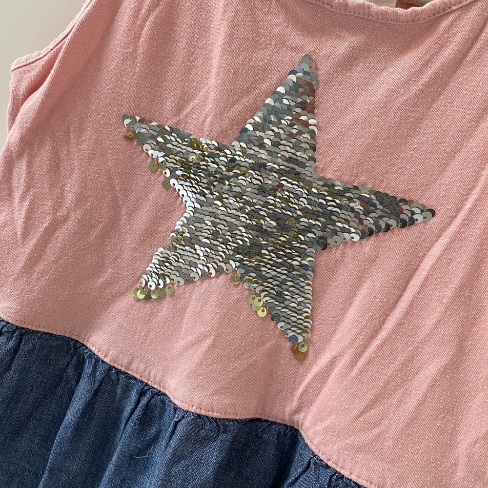 Flippy Sequin Dress - Picture 2 of 4